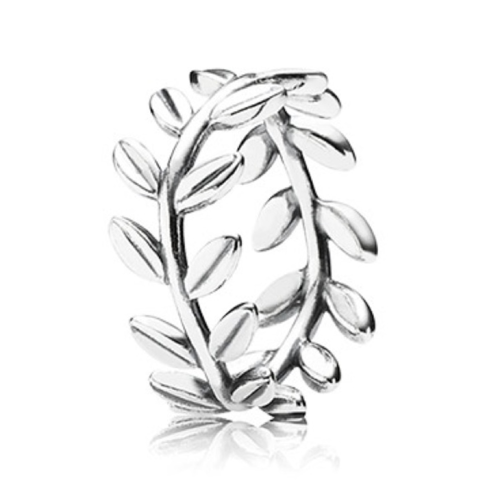 Pandora Ring